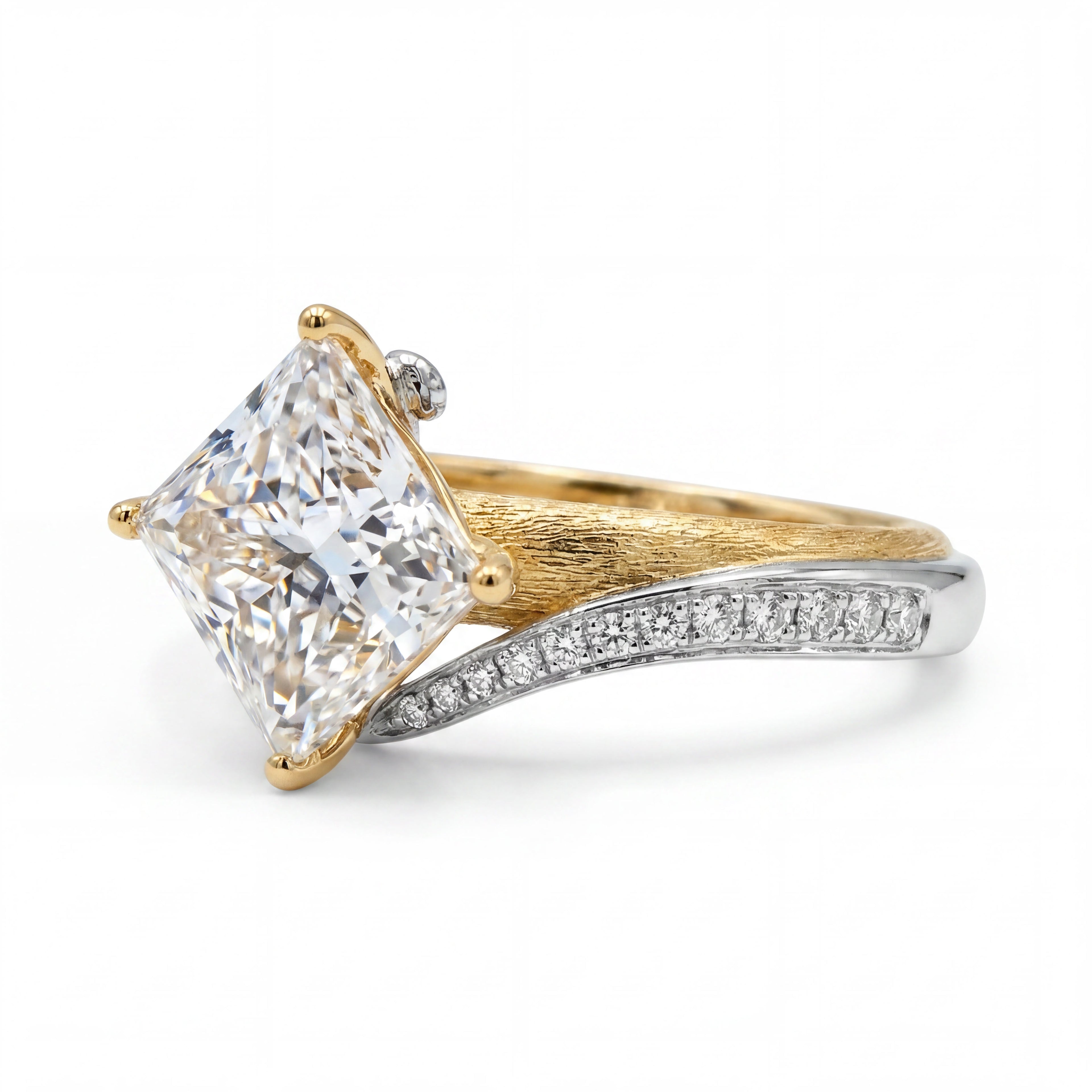 The Vow｜ An engagement ring and wedding band built to find each other perfectly